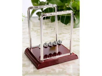 Newton's Cradle, 5 Balls, 18 x 15 x 18 cm