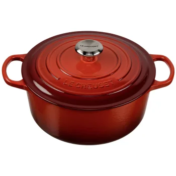 Le Creuset Signature Round Cast Iron Casserole 26 cm, 5.3 L, Cerise