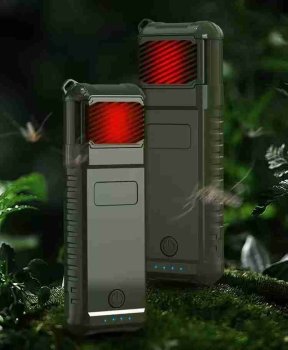 Portable USB-C Mosquito Repeller with 6 Refill Mats, Green