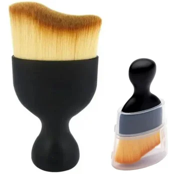 Car Interior Cleaning Brush, Black/Brown