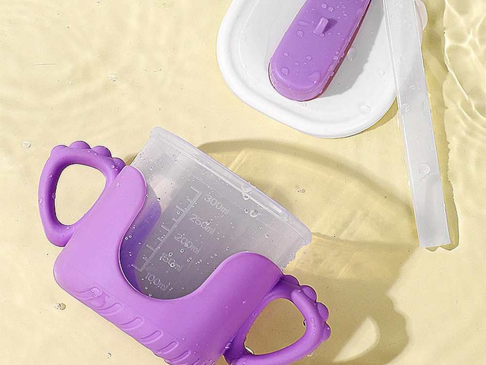 Non-Spill Sippy Cup for Toddlers with Straw and Silicone Handles 300ml (3)