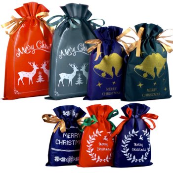 Christmas Gift Bags Set of 8 in 3 Sizes Ruhhy 22251