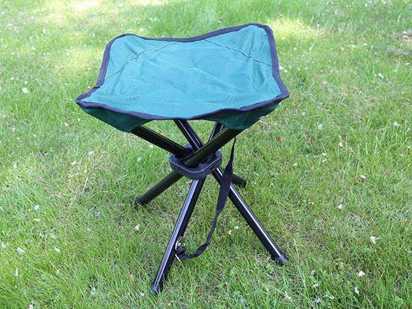 Folding fishing and camping stool with carry strap (1)