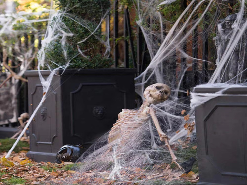 Artificial White Spider Web With Spiders Halloween Decoration Stretchable (1)