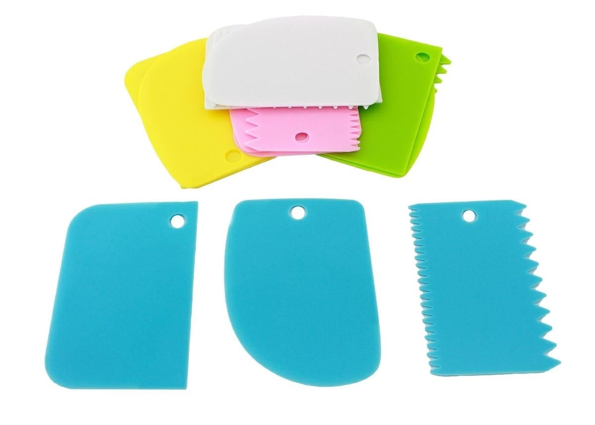 Cake Icing Smoothers Decorating Spatulas, 3 pcs. (1)