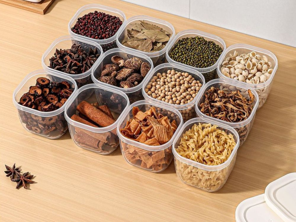 Airtight Food Storage Container with Lid Kitchen Pantry Organizer 500ml, White (1)