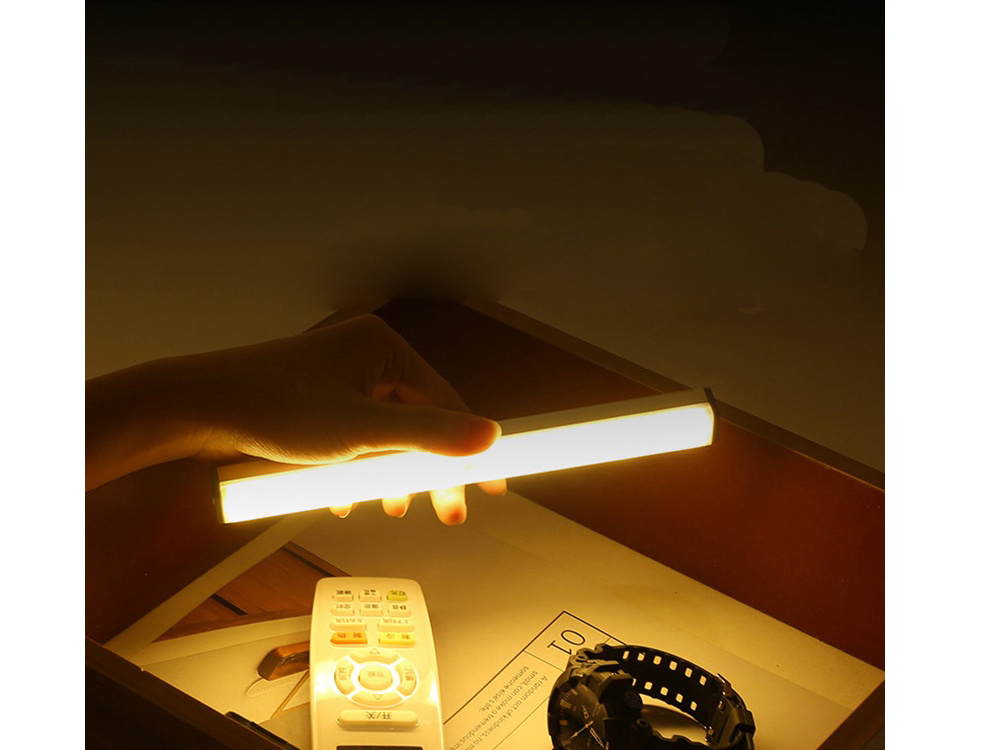 Self Adhesive Wireless LED Lamp Strip Light with Motion Sensor, 20 cm (4)