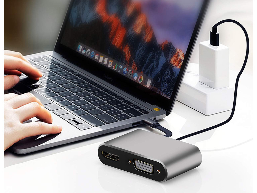 USB-C Adapter with HDMI 4K, VGA, USB 3.0 and USB-C Power Delivery (2)