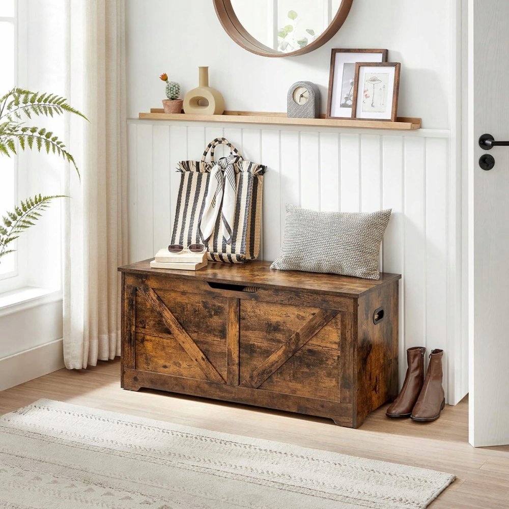Rustic Storage Chest with Hinged Lid and Handles (0)