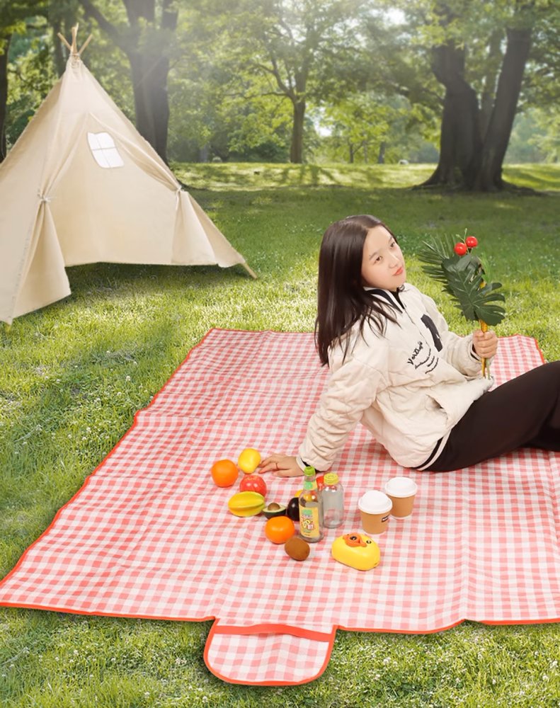 Beach Picnic Blanket Waterproof Portable Camping Mat 2x2m, Red (3)