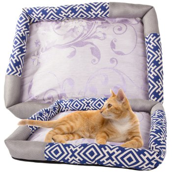Cat bed with scratching mat, size L