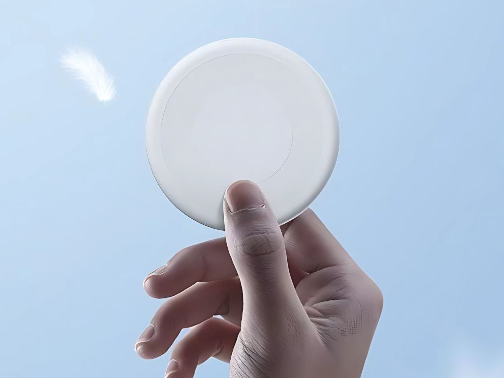 5-in-1 Travel Adapter Kit with Case USB-C, Micro USB, Lightning & SIM Tool (2)