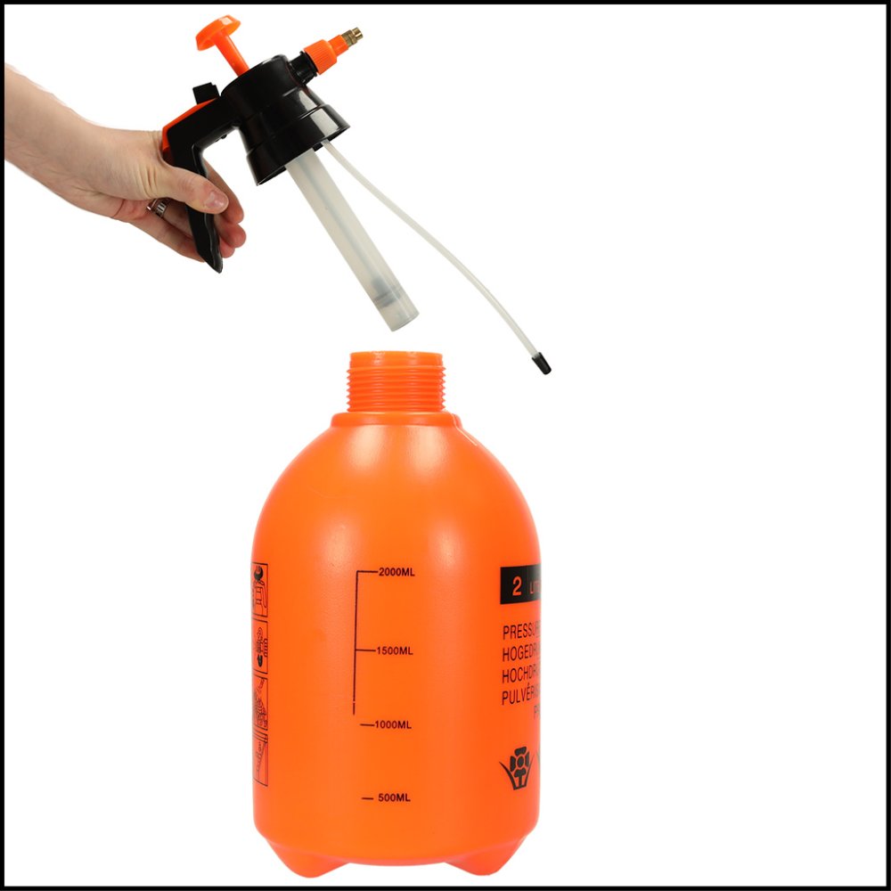 2L Garden Pressure Sprayer Hand Pump Water Sprayer for Plants (2)