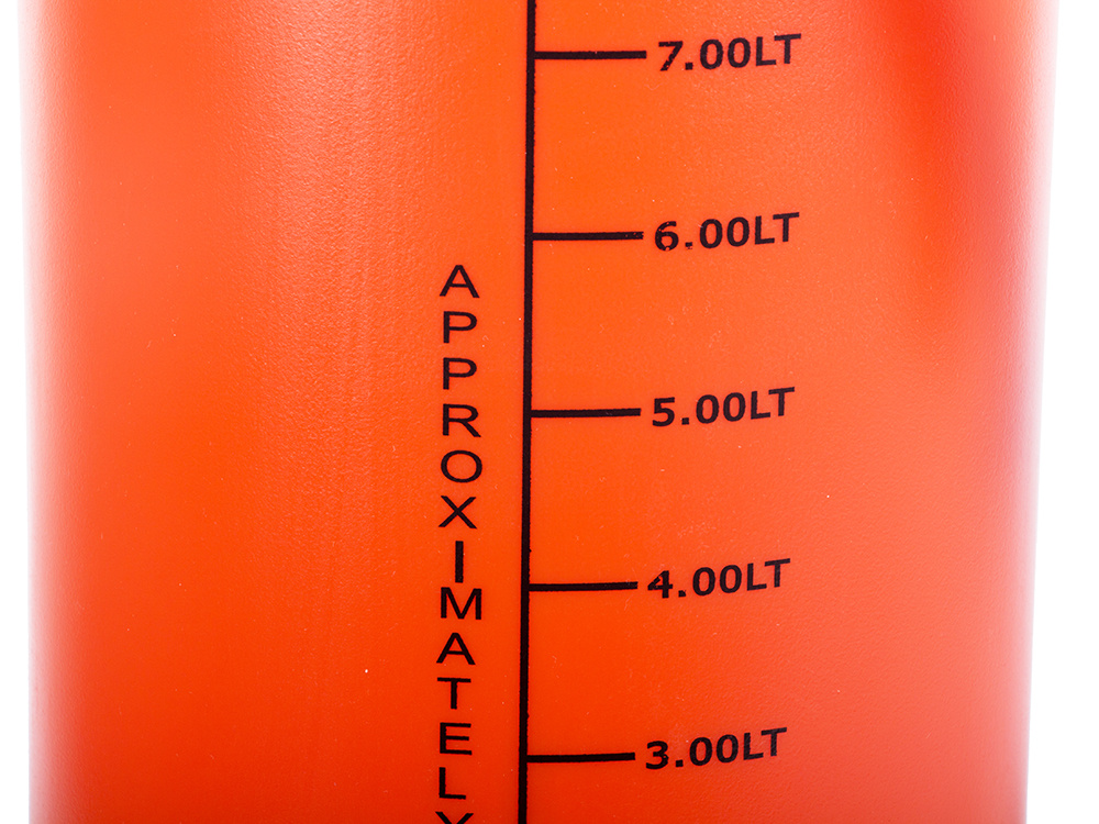 Hand pressure garden sprayer with long lance, 10L, orange (1)