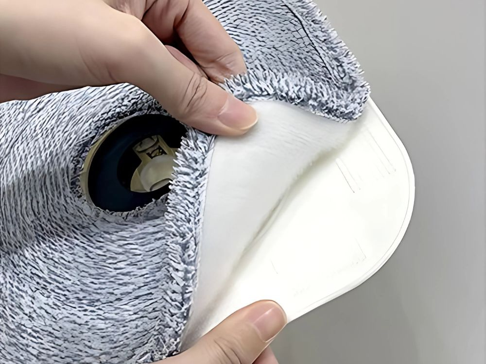 360° Spin Mop and Bucket Set with Wringer, 2 Reusable Microfiber Mop Heads (2)