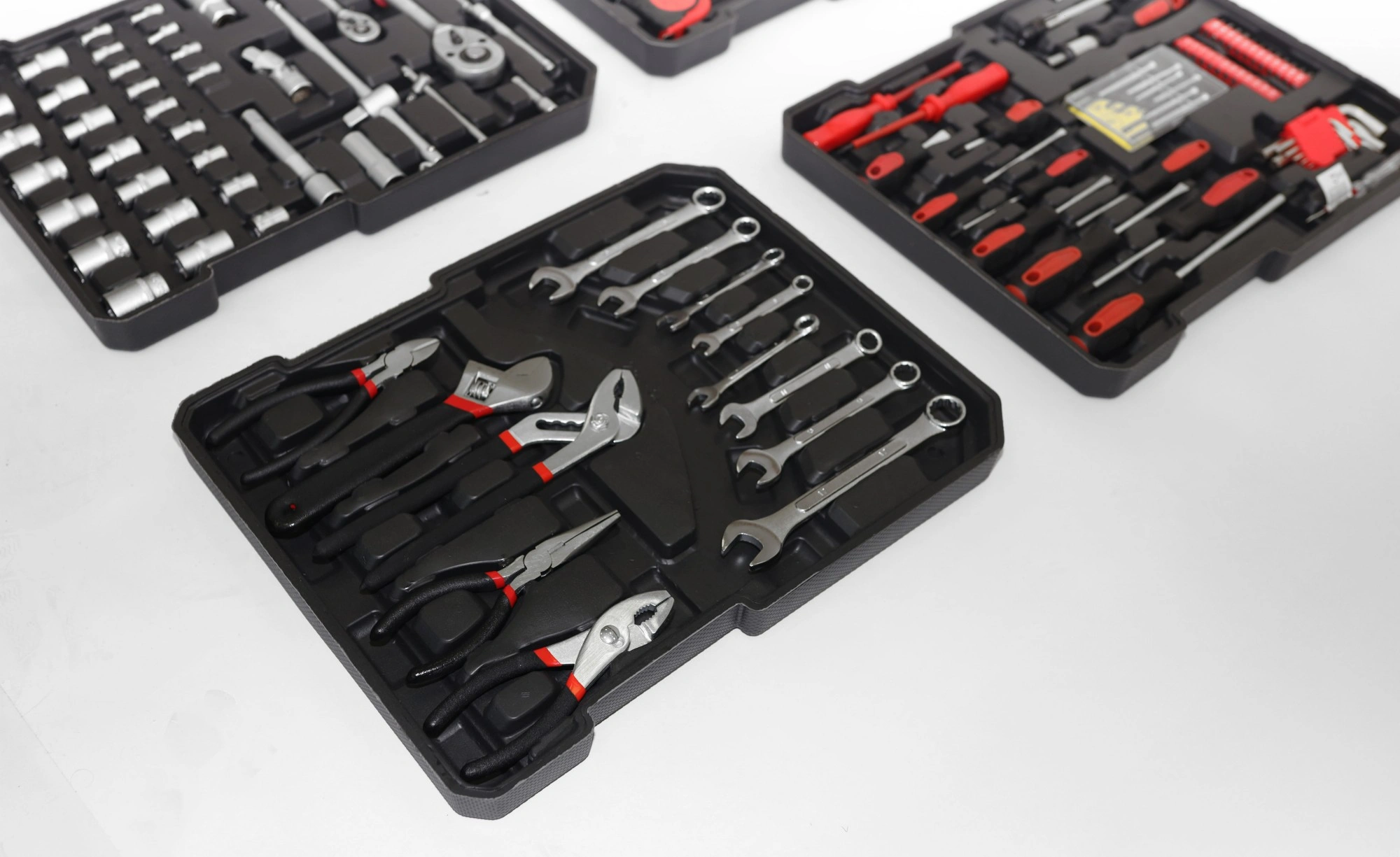 Bauerkraft 189-Piece Tool Set in Rolling Trolley Case for Home & Workshop (3)