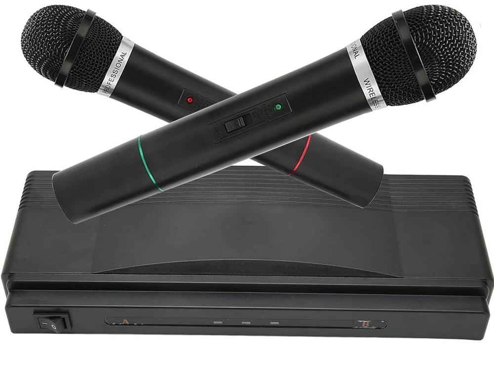 Karaoke Set 2x Wireless Microphones + Station (3)
