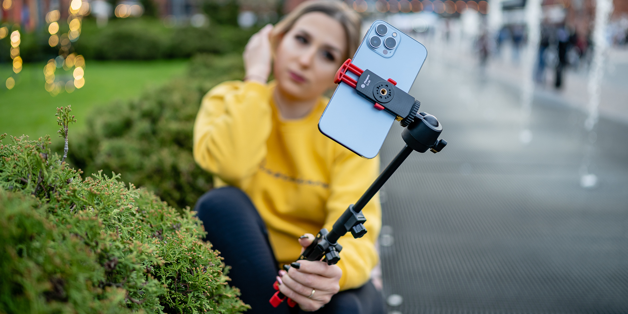 Fotopro SY-610 Selfie Stick with Tripod Telescopic Stand, Black