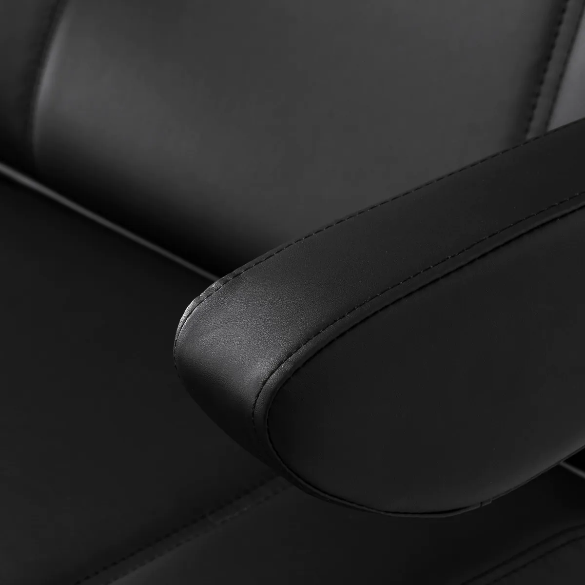 Azzurro Lux 3m Electric Cosmetic Chair, Black