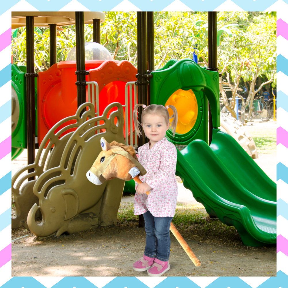 Rotaļu Zirdziņš Hobby Horse Plīša Zirga Galva uz Nūjas ar Skaņu, Gaiši brūns | Kids Toy Hobby Horse