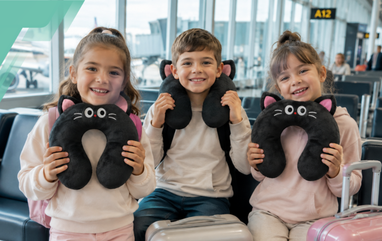 Children\'s Travel Neck Pillow U-Shape Cat, 33 × 25 × 6 cm