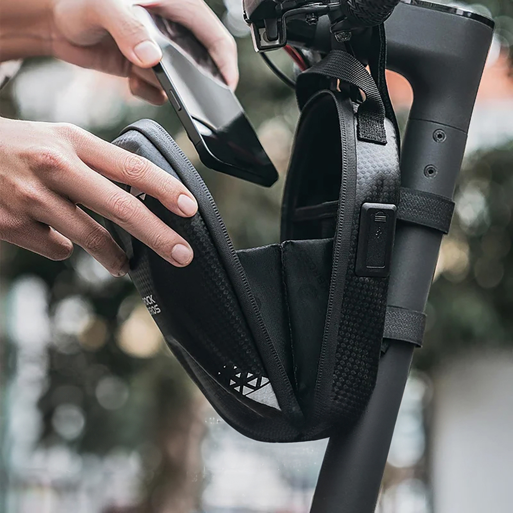 Rockbros velosipēda un skrejriteņa stūres soma 1.3 l, melna