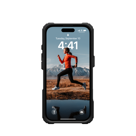 Чехол UAG Plasma XTE Magsafe для iPhone 16 - черный