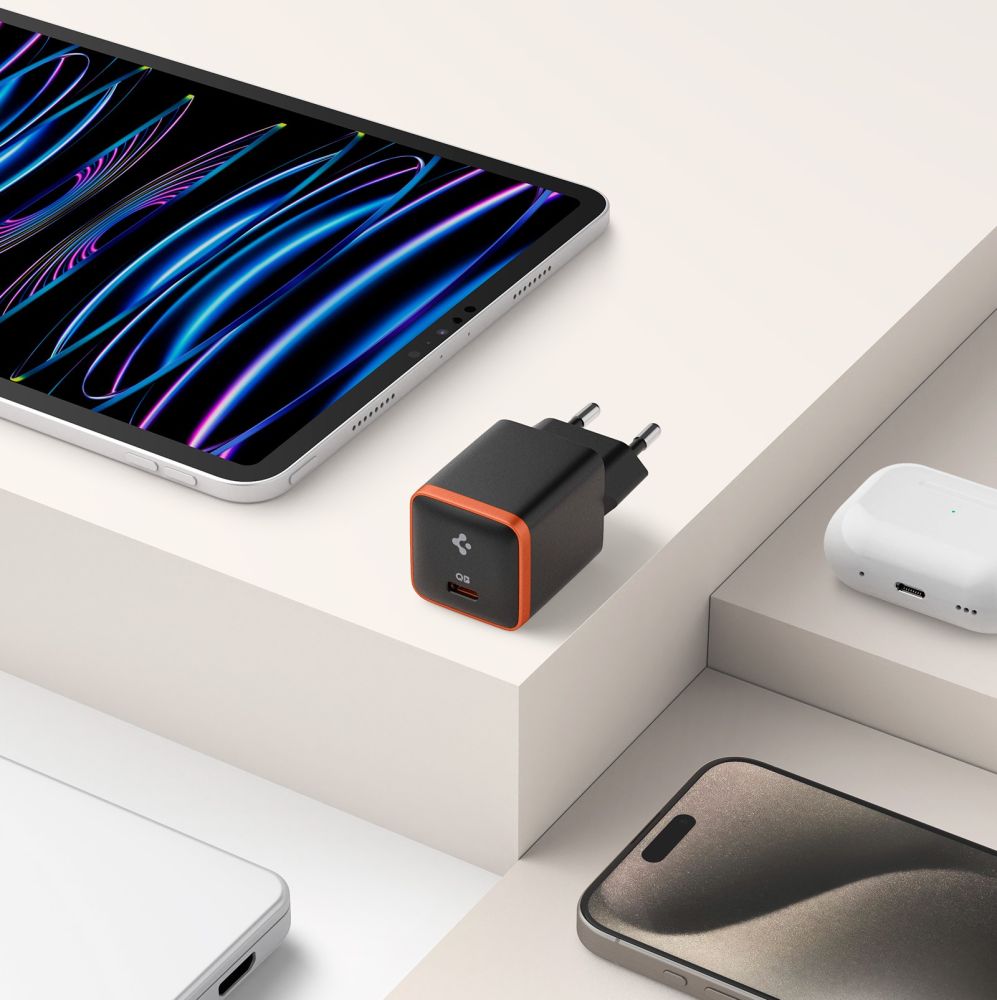 Spigen ArcStation Essential EE301EU 30W Wall Charger - Black