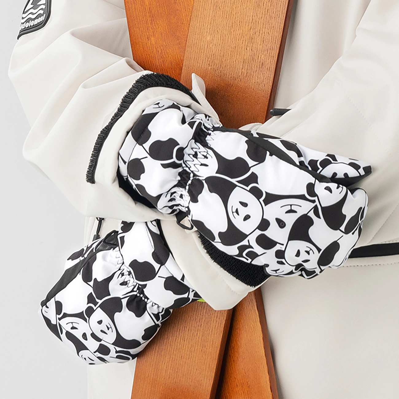 Qunature Panda Kids Ski Gloves, Size S - Black/White