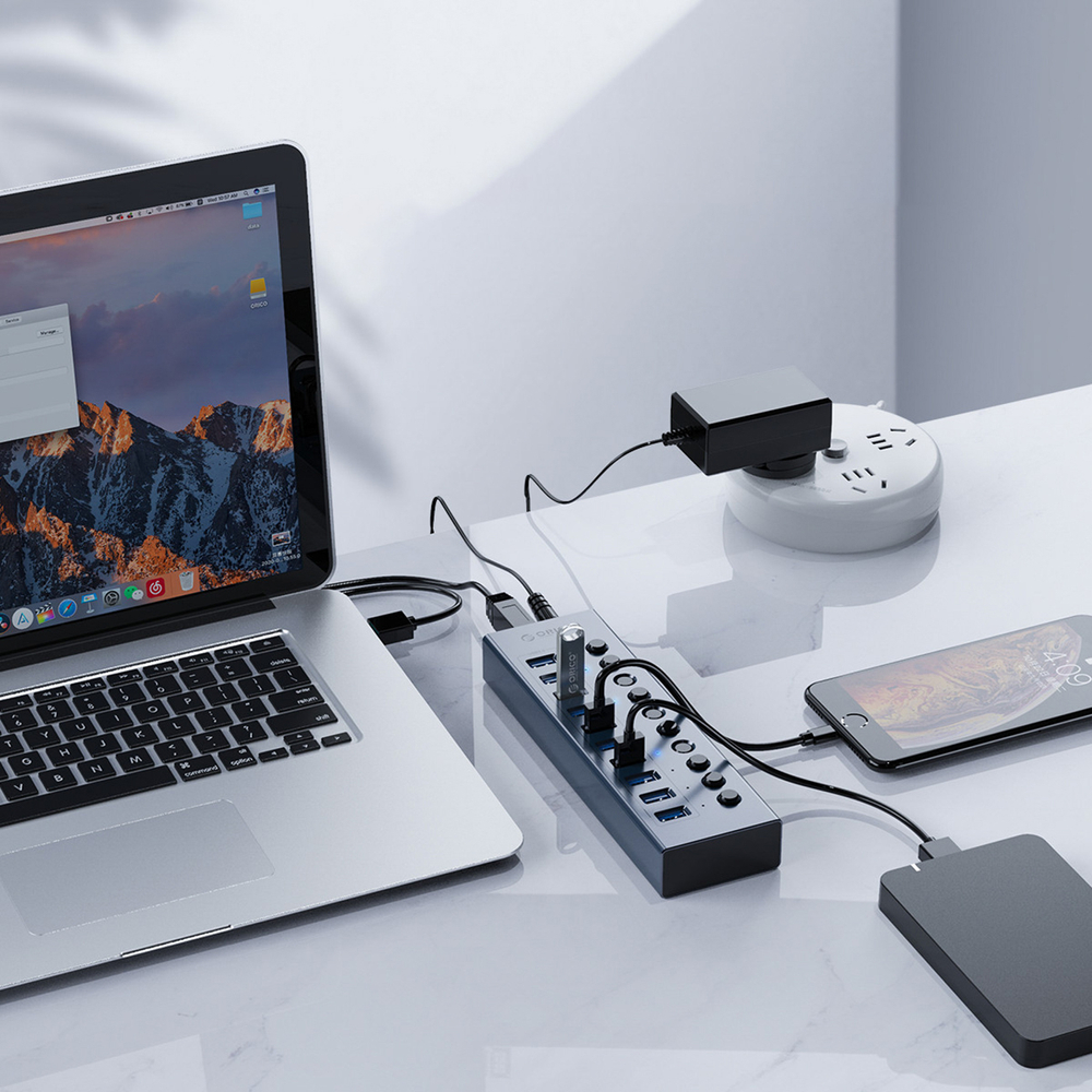 16-портовый концентратор USB-A 3.0 с переключателем - серый