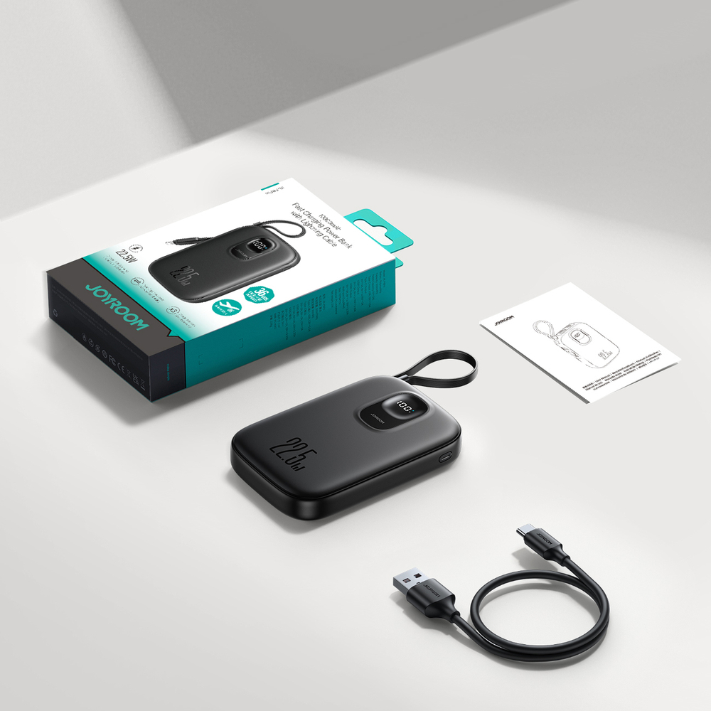 Joyroom JR-PBF18 22.5W 10000mAh Powerbank with Built-in Lightning Cable + USB-C Cable 0.25 cm - Black