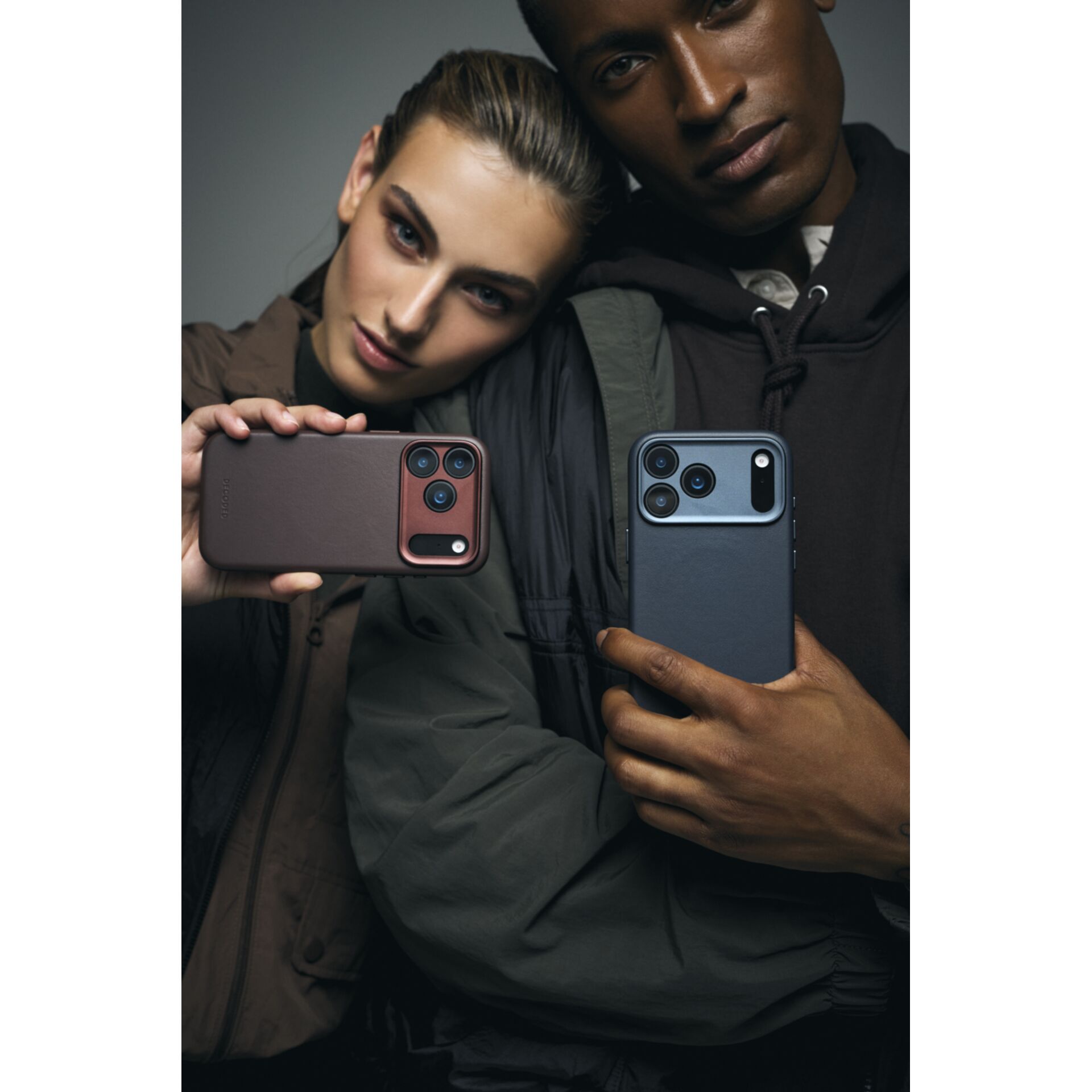 Decoded Leather Backcover Case with MagSafe for iPhone 17 Pro Max, Brown