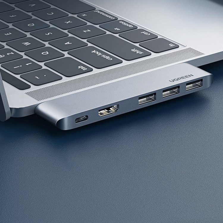 Ugreen 60559 USB-C Hub for MacBook Pro / Air - Gray