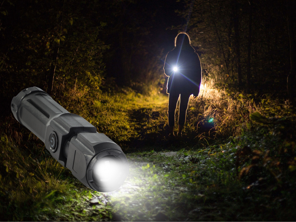 Powerful tactical LED flashlight with zoom, XPE, rechargeable, black (0)