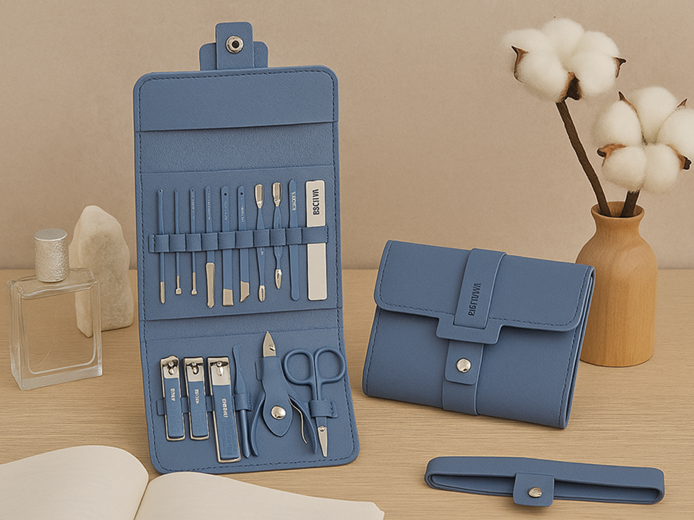 Manicure and Pedicure Set in Case, 16 Pieces, Blue