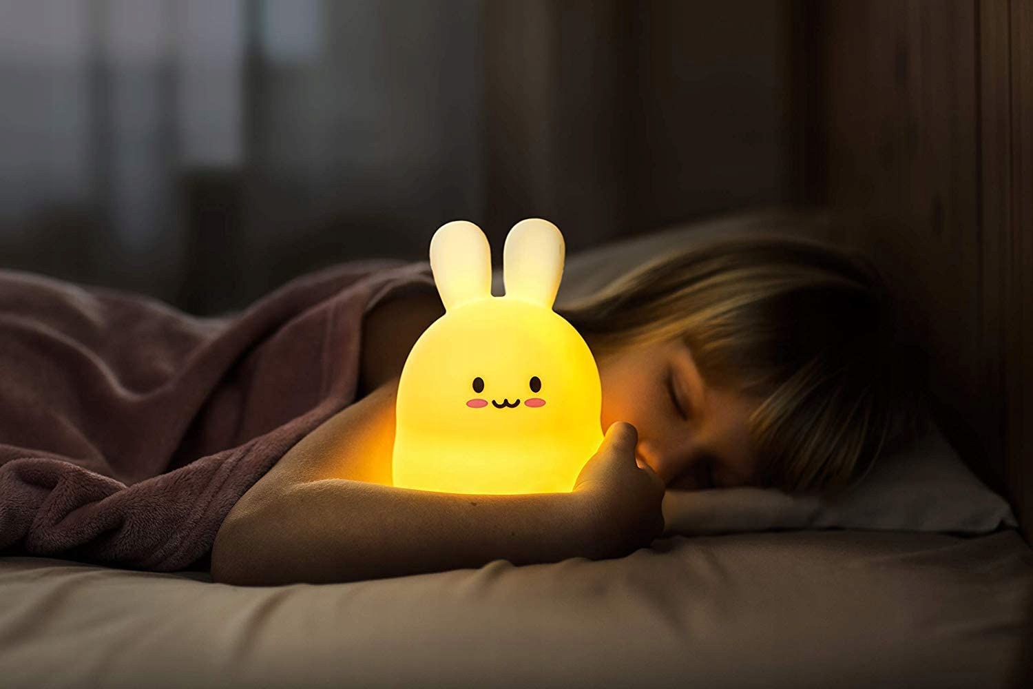 Kid\'s Silicone LED RGB Light Night Lamp with Remote Control, Rabbit