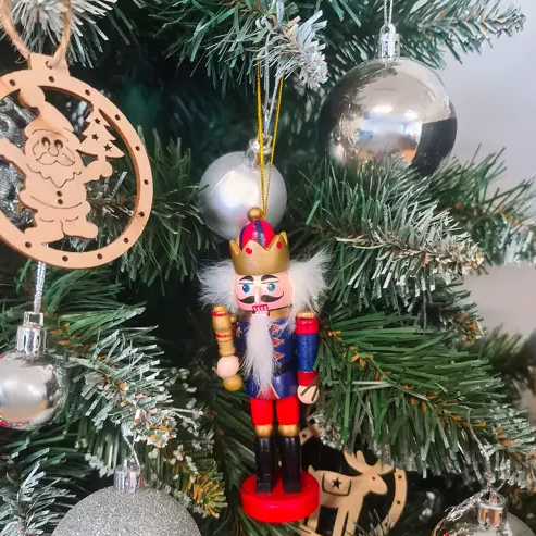 Ruhhy Wooden Christmas Nutcracker Figurines, 5 pcs, Multicolor
