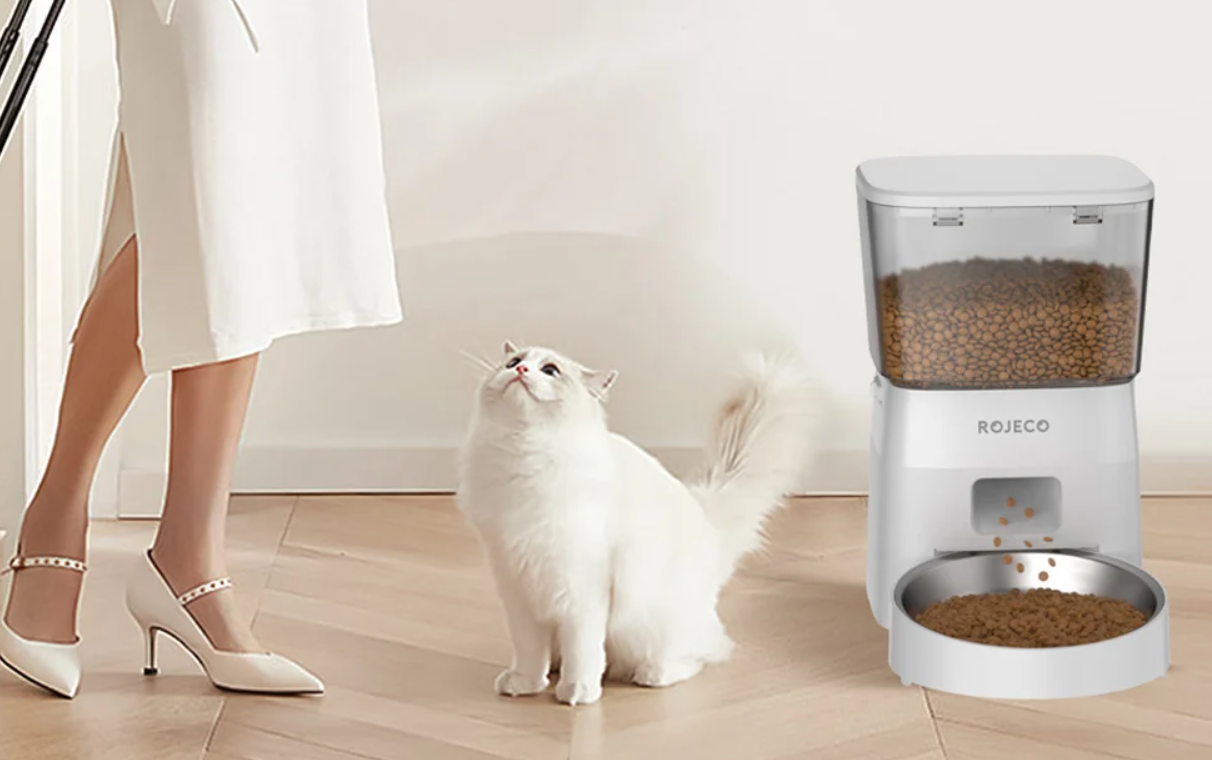 Rojeco 2L Automatic Pet Feeder Button Version, White