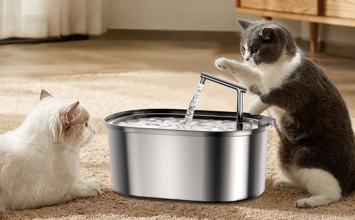 Rojeco Dog and Cat Water Fountain Drinker 3.2L