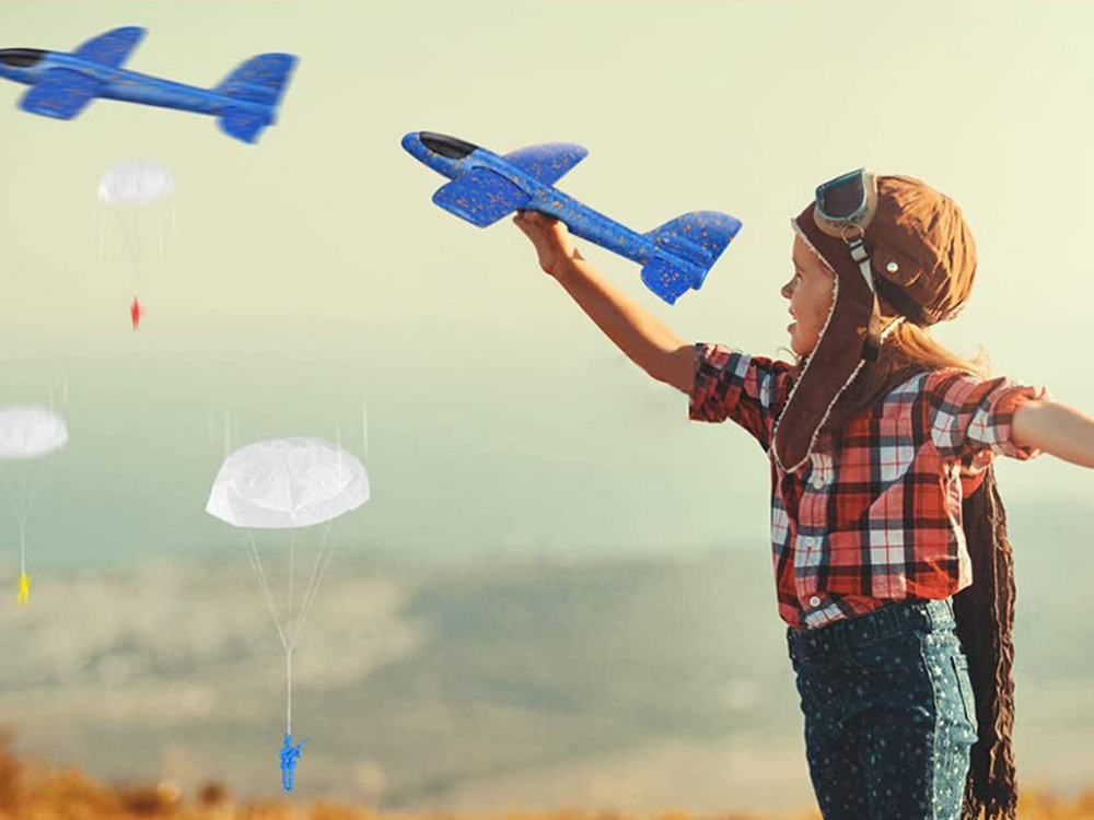 Foam glider plane for kids, lightweight throw airplane model, blue (2)